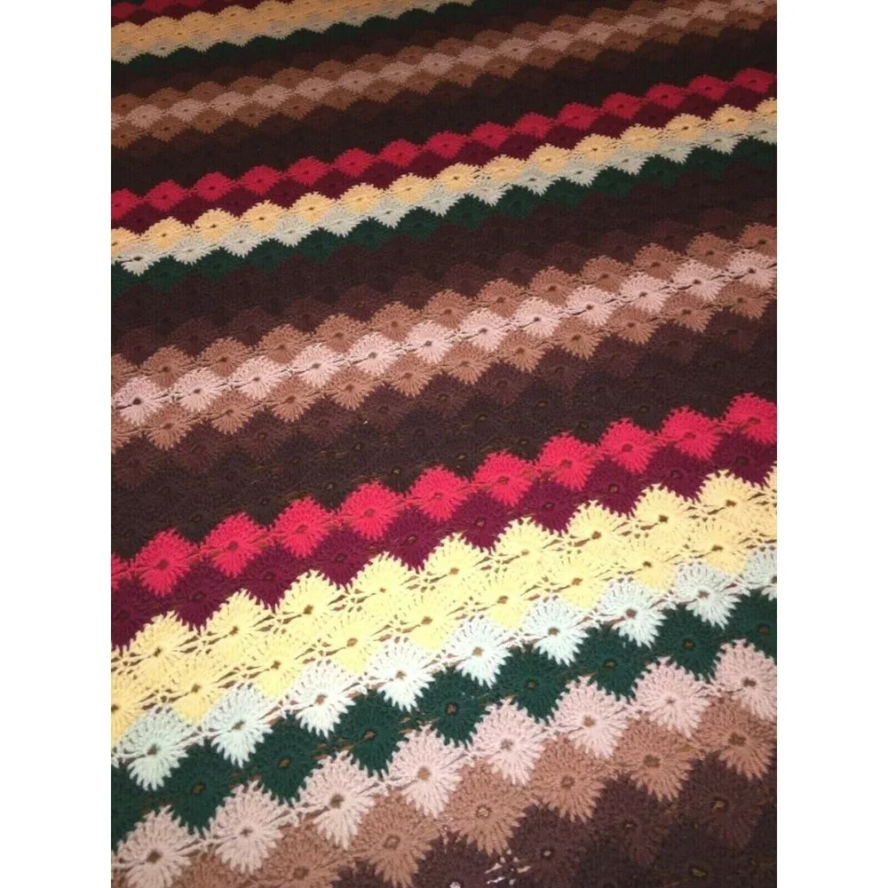 Vtg HM Crochet Farmhouse Chic 60